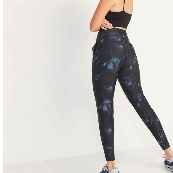 Old Navy Powersoft High Rise Jogger (M) - Picture 11 of 15